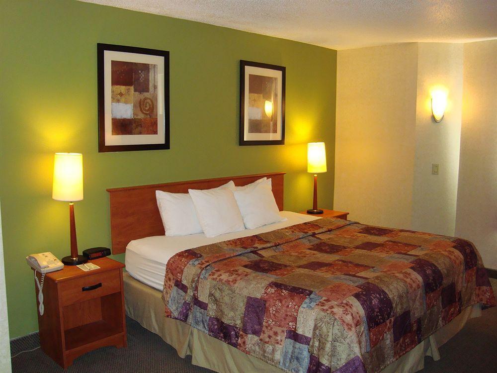 Sleep Inn Near I-80 And I-94 Лансинг Екстериор снимка